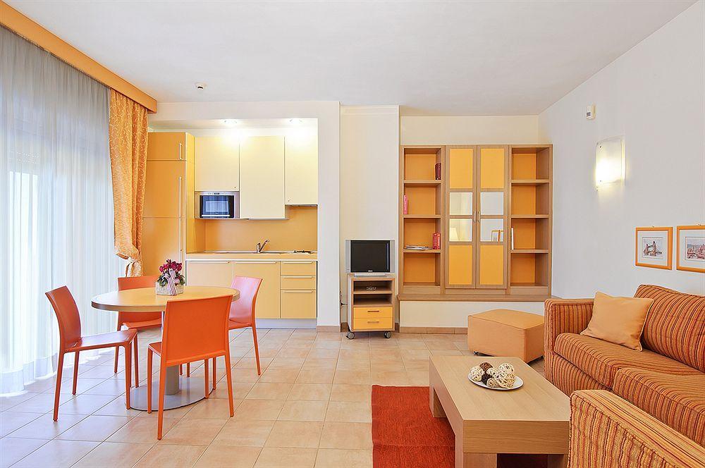 Western I Triangoli 4*