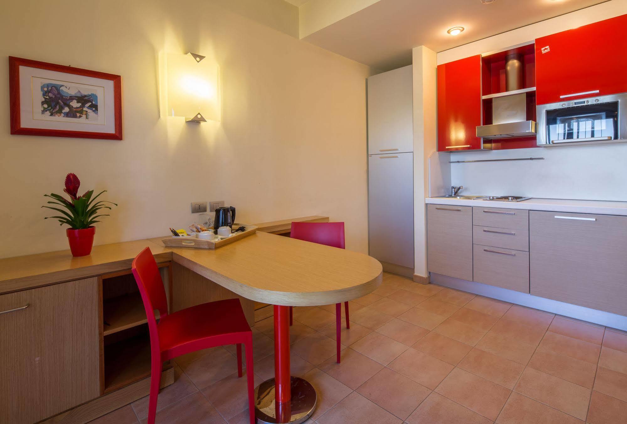 Western I Triangoli 4* Infernetto
