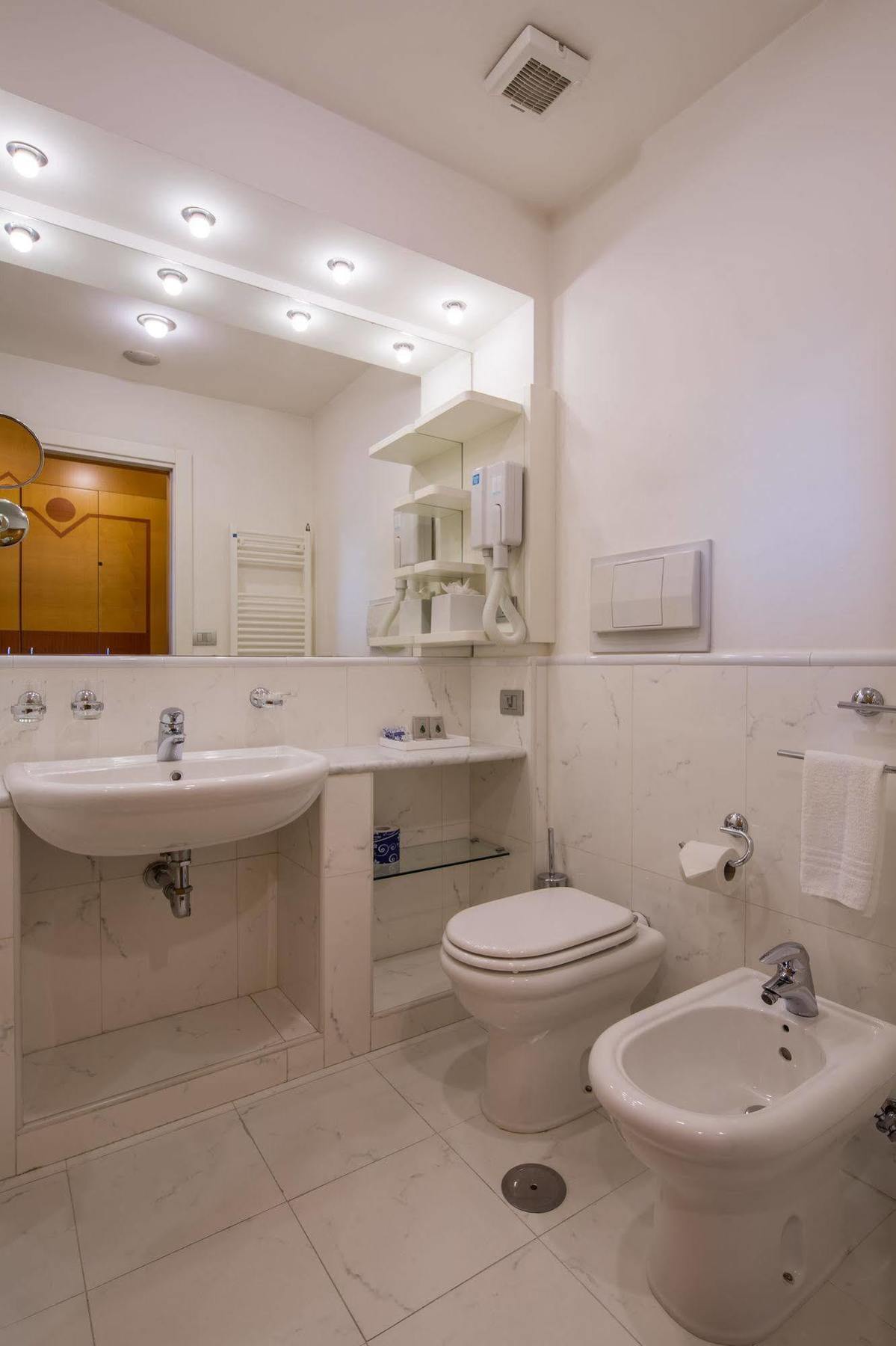 Hotel Western I Triangoli 4*